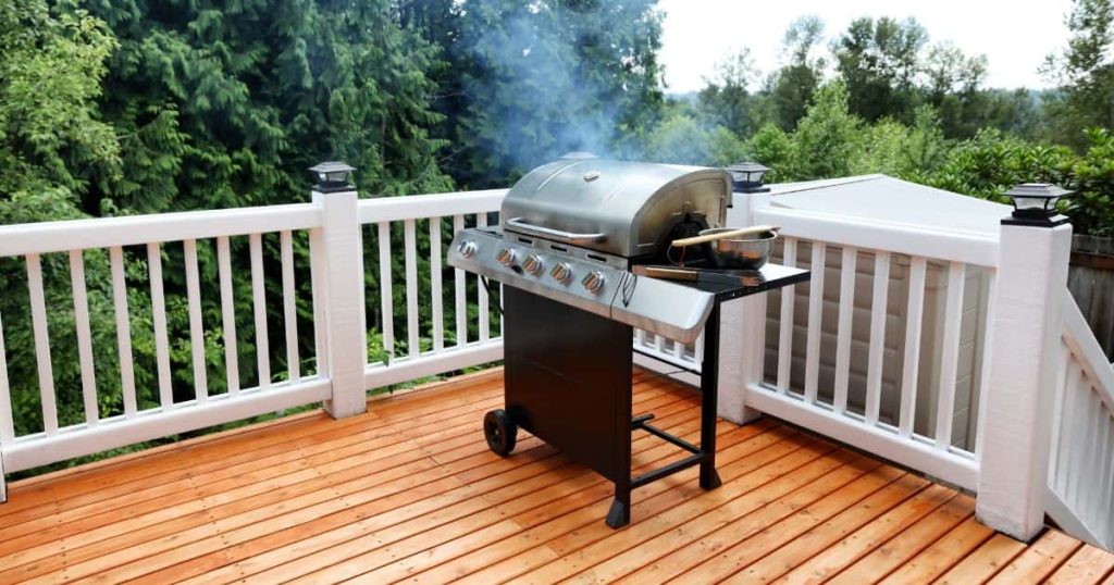 Barbecue grill for outdoors